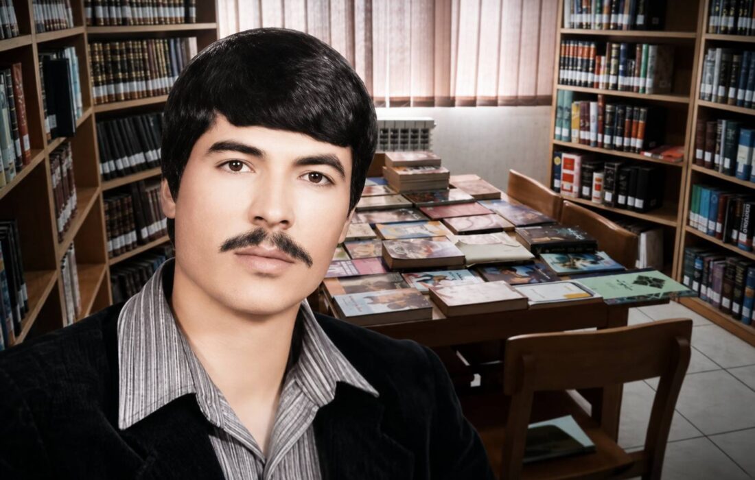از ایثار تا آگاهی / خانواده نخستین شهید فرهنگی لنجان هزار جلد کتاب به نام شهید امیری نذر کتابخانه باغبادران کردند