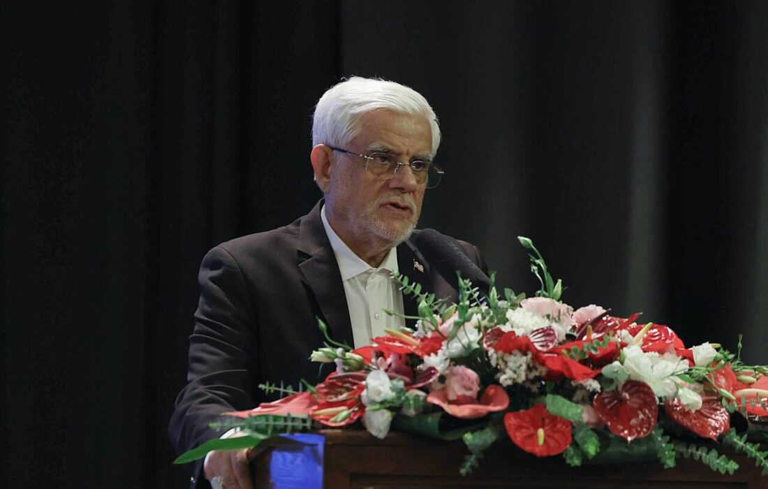 عارف: مزیت اصلی ایران نیروی انسانی و فناوری است، نه منابع زیرزمینی