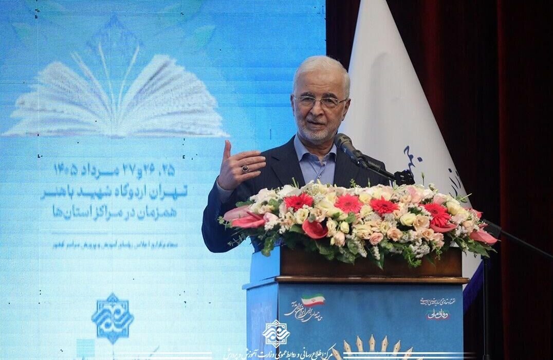 مومنی: آموزش و پرورش مهم‌ترین بستر ساخت آینده کشور است