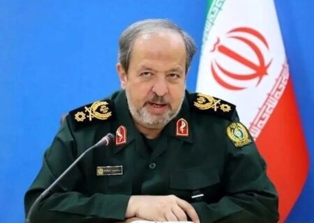 سرپرست وزارت دفاع: توان هدف قرار دادن ناوهای آمریکایی را داریم