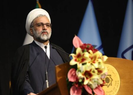 عضو شورای فقهی بانک مرکزی: ساختارهای پولی برای مهار انتظارات تورمی باید اصلاح شود