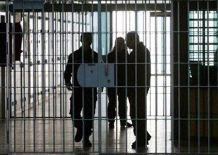 کلاهبرداری از پشت میله‌های زندان با لباس پلیس
