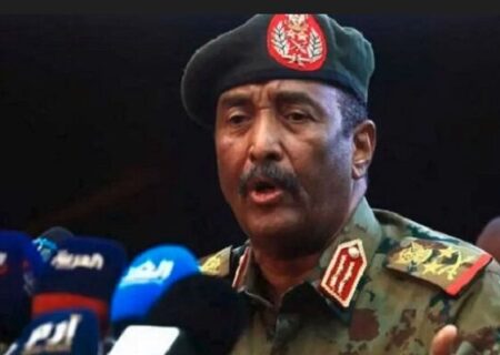 رئیس شورای حاکمیتی سودان: حاملان سلاح و عاملان تشدید جنگ در آینده کشور جایی ندارند