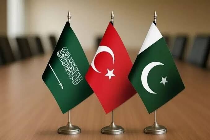 تاکید عربستان، پاکستان و ترکیه بر صلح منطقه‌ای/ بغداد به سلاح دفاعی نیاز دارد
