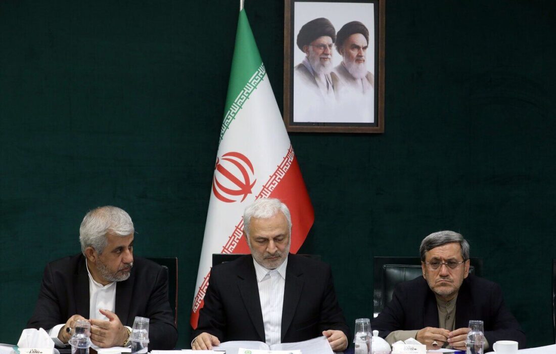 قشقاوی: مسوولان وزارت اطلاعات به کمیسیون امنیت ملی مجلس گزارش دادند