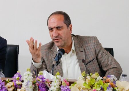 معاون استاندار اصفهان: مأموریت انسانی معلمان استثنایی آموزش «زندگی» به دانش‌آموزان است
