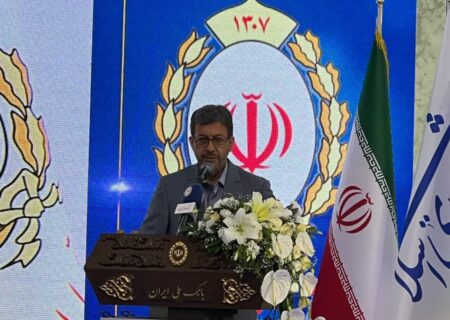 سهم بالای استان اصفهان در تولید و مالیات باید با توجه متناسب بانکی همراه شود