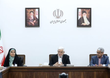 تکمیل، ساخت و توسعه طرح‌های کریدوری منافع بزرگی برای کشور دارد