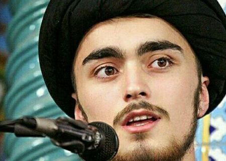سید احمد خمینی: در تهران می‌مانیم