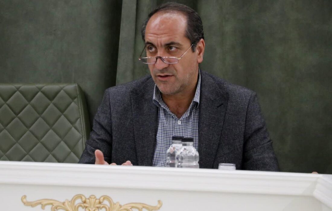 گسترش وحدت جامعه وظیفه فرمانداران در شرایط فعلی/همفکری با نخبگان لازمه پیروزی در جنگ رسانهای است