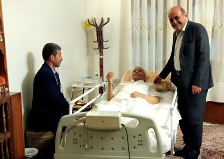 عیادت استاندار اصفهان از خَیر نیک‌اندیش، اکبر مقاره عابد؛ نمادی از تقدیر از خدمات انسان‌دوستانه