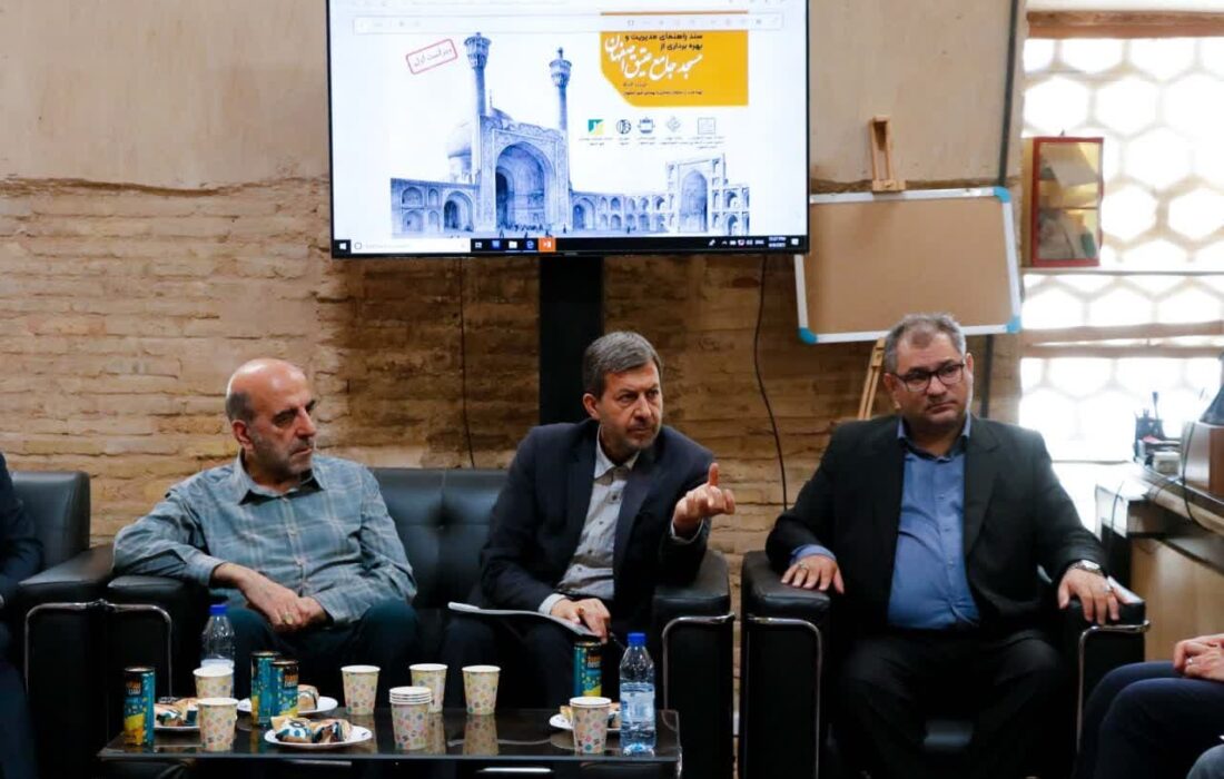 بازدید استاندار اصفهان از پهنه ابواسحاقیه