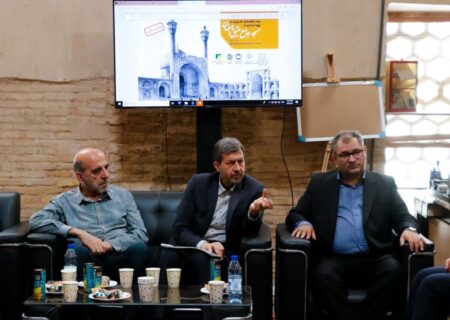 بازدید استاندار اصفهان از پهنه ابواسحاقیه