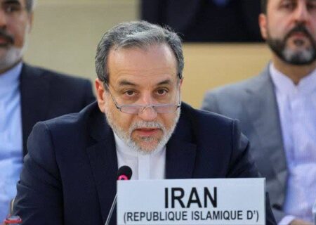 عراقچی: ایران تمامی گزینه‌ها را برای دفاع از حاکمیت، منافع و مردم خود محفوظ می‌دارد