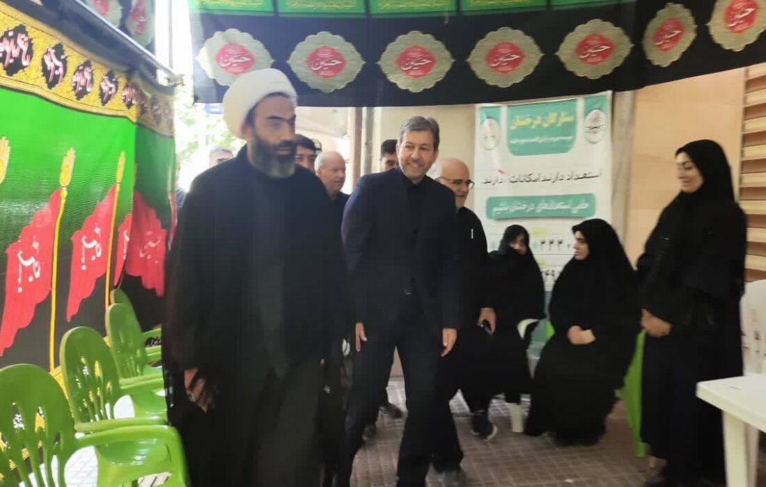 اهدای خون، ادامهی راه عاشورا و نماد ایثار است