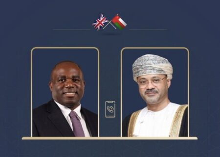 وزیران خارجه عمان و انگلیس درباره ایران و منطقه گفت‌وگو کردند