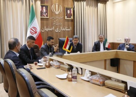 میزبانی نجف از صنایع اصفهان در شهر نمایشگاهی/تعاملات اقتصادی دو استان توسعه می‌یابد