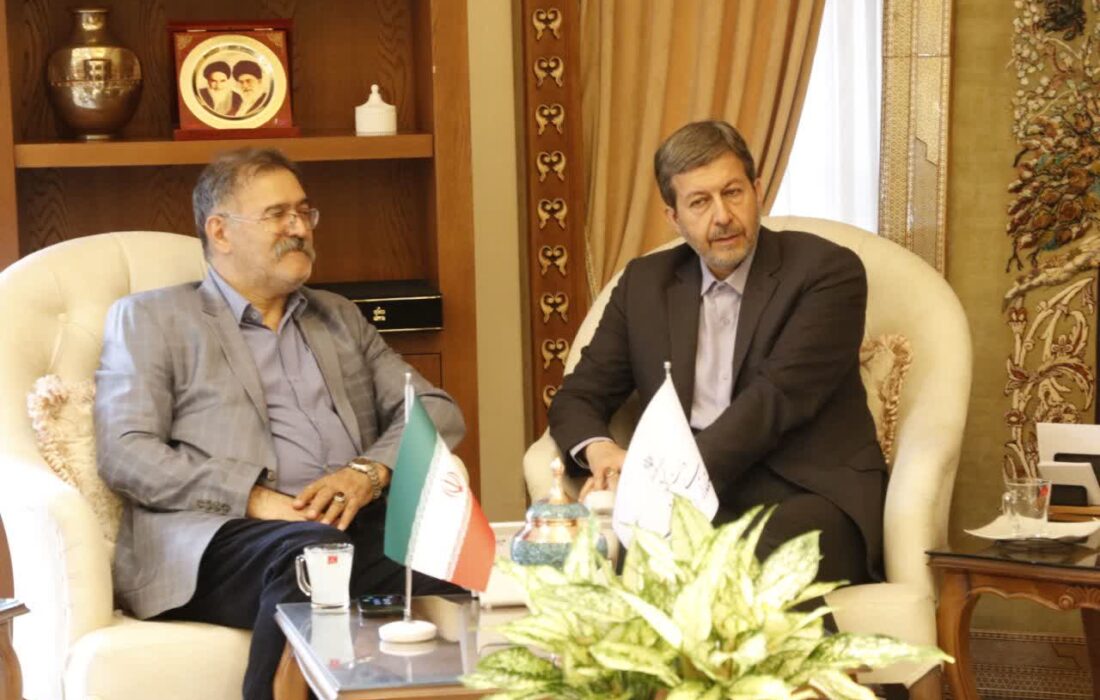 جمالینژاد: ذوبآهن در رقابتهای لیگ برتر امسال پدیده باشد