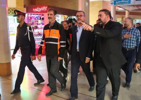 بازدید معاون استاندار اصفهان از ارائه خدمات به زائران اربعین در پایانه کاوه