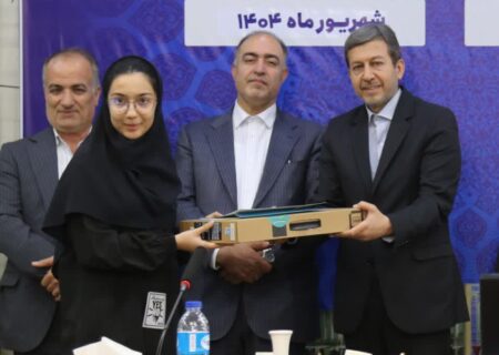 همواره دانشمند بمانید و الهام‌بخش نسل بعدی باشید