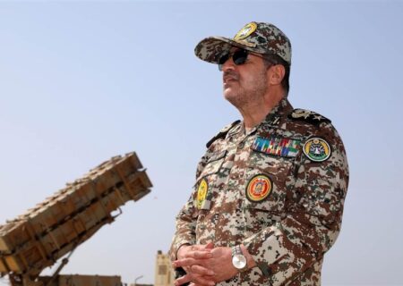 امیر صباحی‌فرد: سربازان در جنگ ۸ ساله و ۱۲ روزه پوزه اسرائیل را به خاک مالیدند