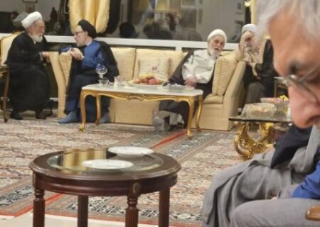 دیدار چهره‌های روحانی و سیاسی در منزل کرباسچی