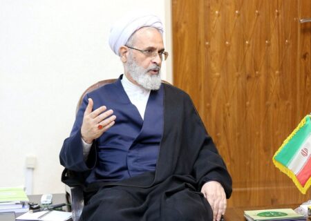 اعرافی: مردم، نیروهای مسلح و رهبری سه رکن اقتدار نظام اسلامی است