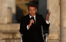 مکرون: درخصوص ترامپ هیچ‌گاه هیچ تضمینی وجود ندارد