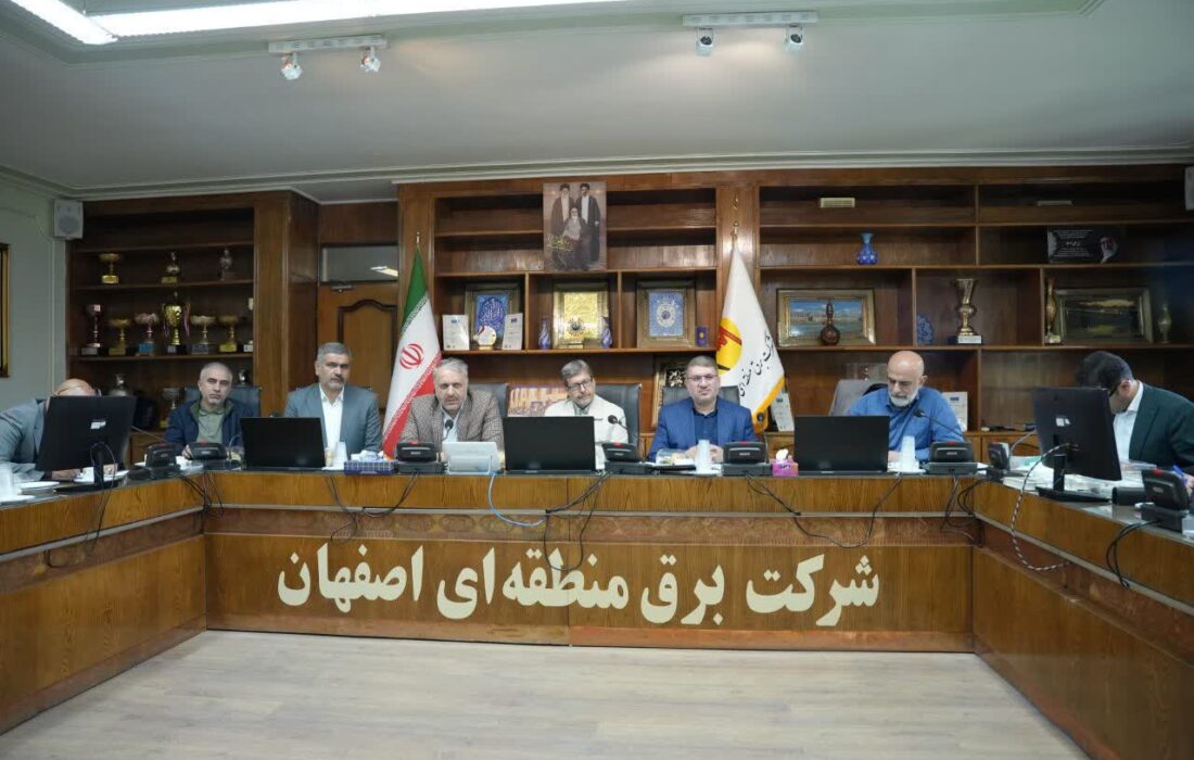 الزام دستگاههای اجرایی و بانکها به تسریع در پروژه «شهر خورشیدی»