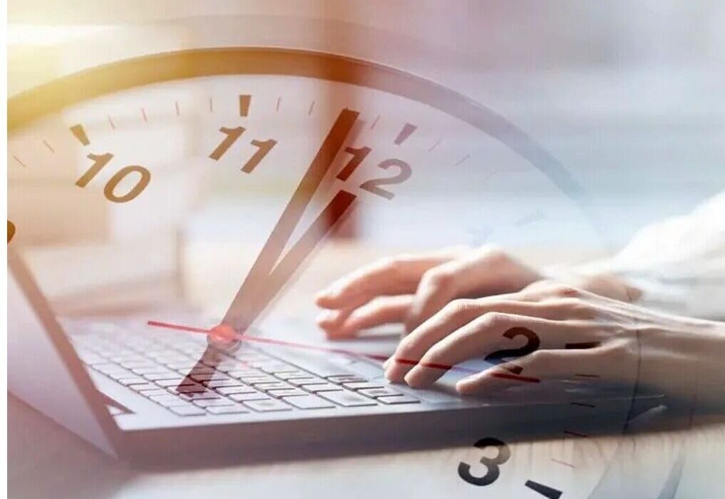 آغاز اجرای تغییر ساعت کاری ادارات از فردا