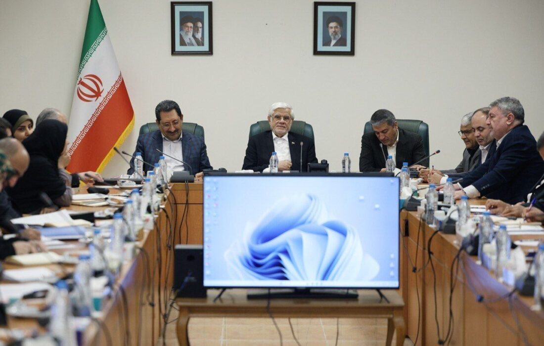 عارف: ریشههای گرانی باید دقیق و علمی شناسایی شود/ ضرورت «اقدام جهشی» برای حل مشکل مسکن