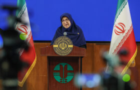 مهاجرانی: ایران استوار و در عین حال مظلوم مقابل خون‌آشام‌ترین افراد ایستاده است