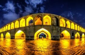 دستورالعمل اصلاحی کارت ریالی گردشگری به شبکه بانکی و صرافی ها ابلاغ شد