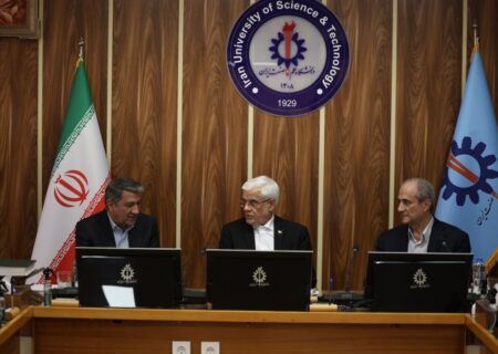 عارف: مهاجرت معکوس نخبگان و اساتید را محقق کنیم
