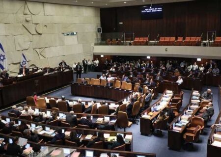 نتایج تازه ترین نظرسنجی : مخالفان نتانیاهو از حزب نتانیاهو پیشی گرفتند
