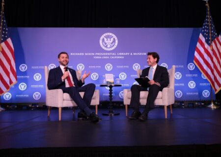 ونس با انتقاد از مخالفان توافق با ایران مدعی دستیابی دولت ترامپ به اهدافش شد