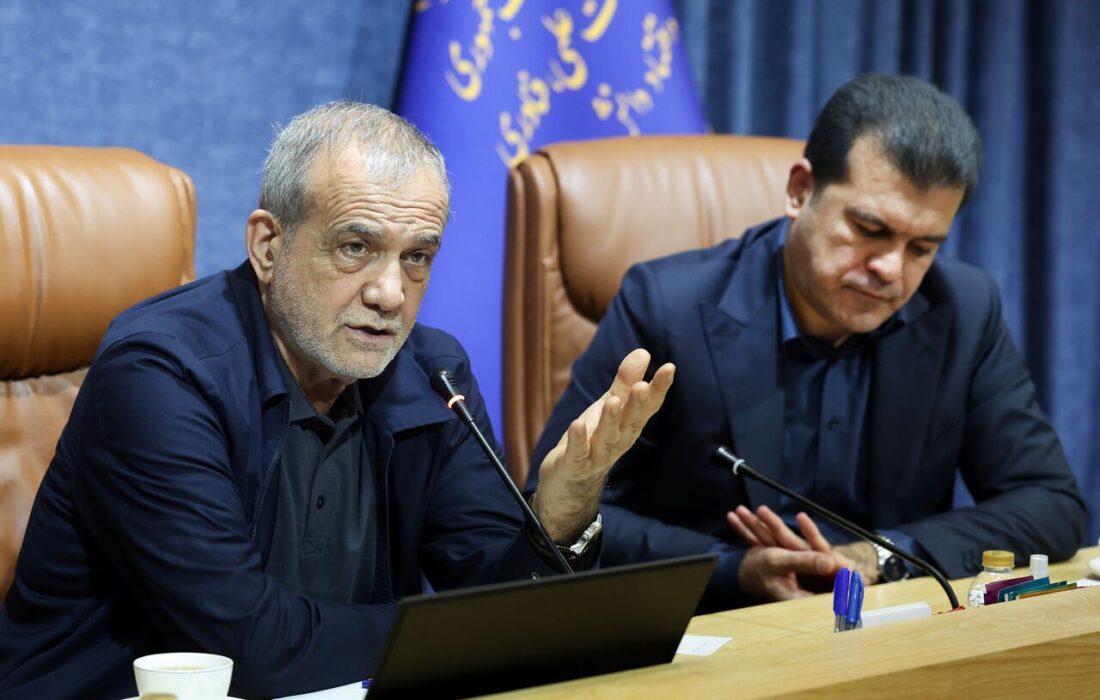 پزشکیان: توسعه کشور با نخبگان خلاق و ریسکپذیر محقق میشود، نه با روزمرگی اداری