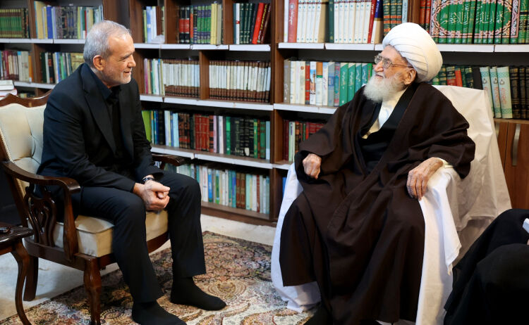 رئیس جمهور: جبران آسیبهای ناشی از جنگ و بهبود معیشت مردم در اولویت دولت است