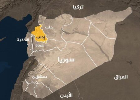 وقوع انفجار مهیب در استان ادلب سوریه هم‌زمان با پرواز پهپادها