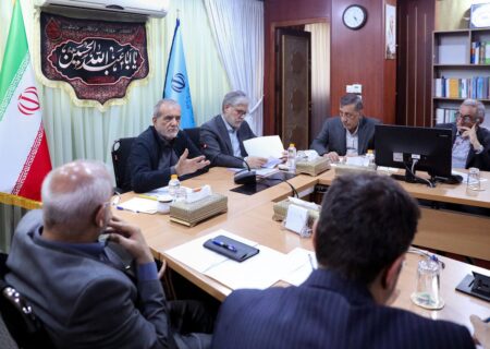 رئیس‌جمهور: دانشگاه مسئولیت حل مسائل واقعی کشور را برعهده بگیرد