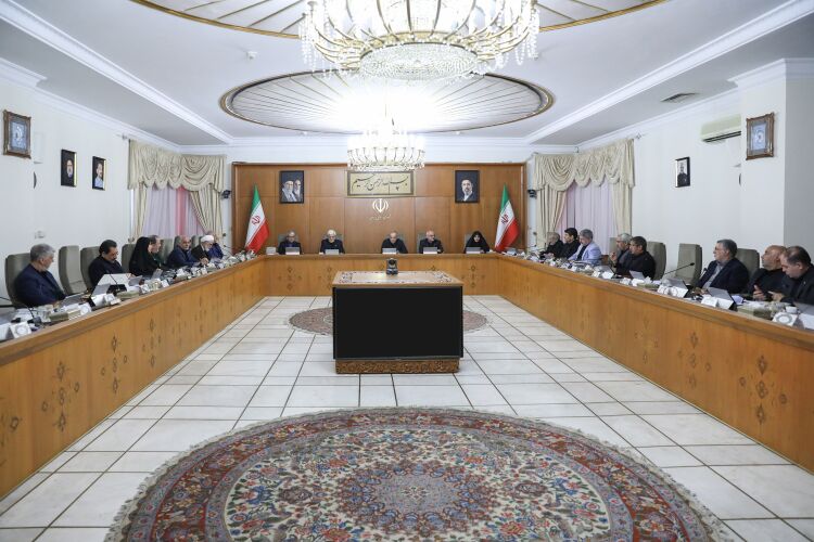 قدردانی پزشکیان از همراهی مردم و تعامل و هماهنگی دستگاهها در مراسم تشییع رهبر شهید