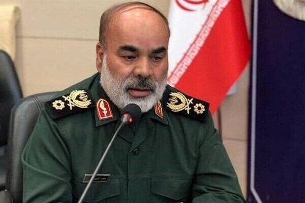 فرمانده نیروی زمینی سپاه: نیروهای مسلح تاکنون توطئههای دشمنان را در شمال غرب و جنوب شرق خنثی کرده است