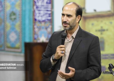 بخشدار باغبهادران: ماندگاری جمعیت روستای لایبید در گرو رونق اقتصاد و تأمین مسکن جوانان است
