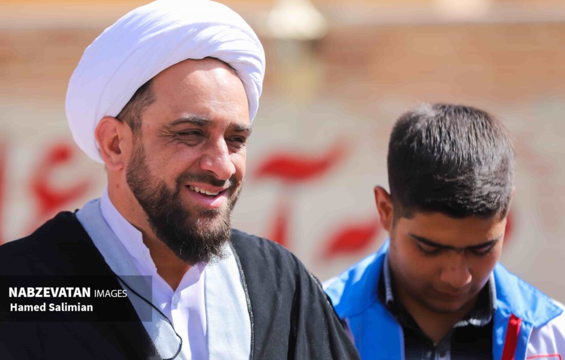 امام جمعه چرمهین: آتشنشانان روایتگران زنده ایثار برای نجات جان مردم هستند