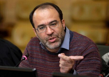 انتقاد نماینده اصفهان از کندی جبران خسارت واحدهای صنعتی آسیب‌دیده استان اصفهان