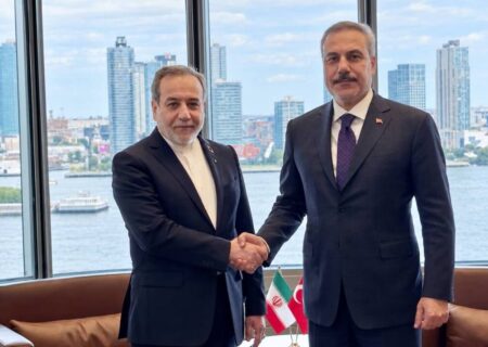 گفت وگوی وزیران خارجه ایران و ترکیه