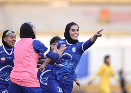 شروع مقتدرانه استقلال و پرسپولیس