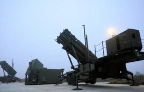 بلومبرگ: واشنگتن به متحدان خود درباره تاخیر در تحویل موشک‌های رهگیر هشدار داده است