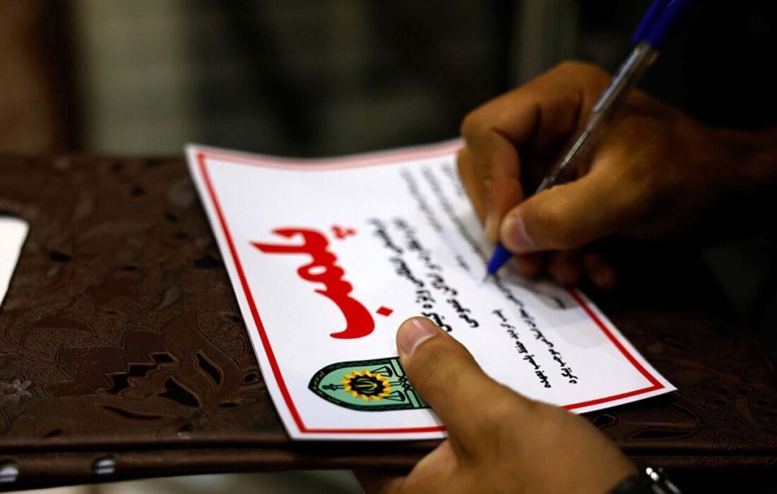 پلمب دندانپزشکی غیر مجاز در خمینیشهر و کشف پنج هزار اقلام دخانی قاچاق در اصفهان