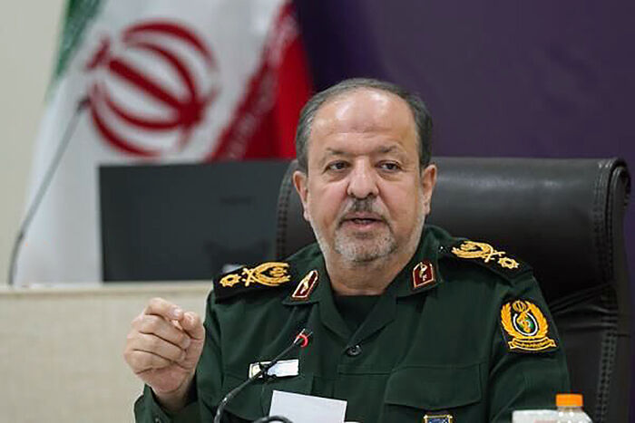 سرپرست وزارت دفاع: آتش‌ افروزان تقابل تمدنی از پیامدهای آن در امان نمی‌مانند